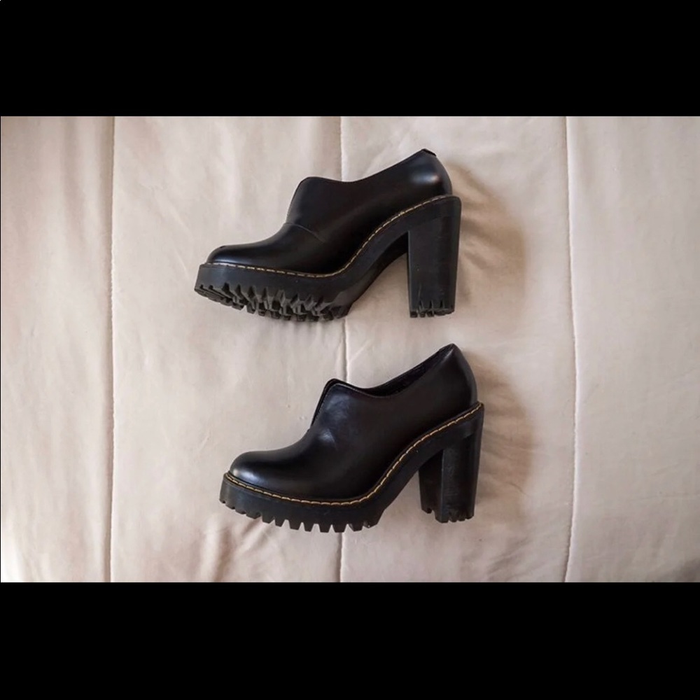 Dr. Martens Cordelia Boots
